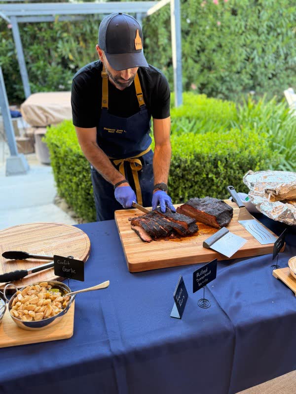 Live Carving Action