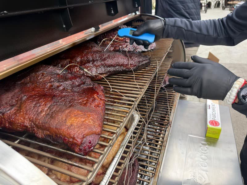 Loaded Smoker Chamber